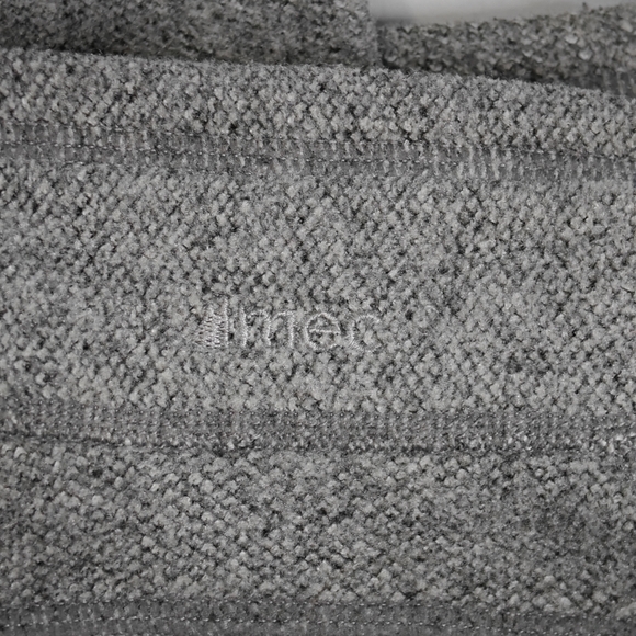 Fleece 1/2 zipper with pocket from MEC  size L/G - Picture 8 of 9